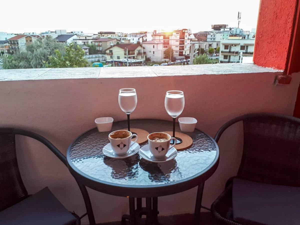 شقة Apartament George Năvodari المظهر الخارجي الصورة