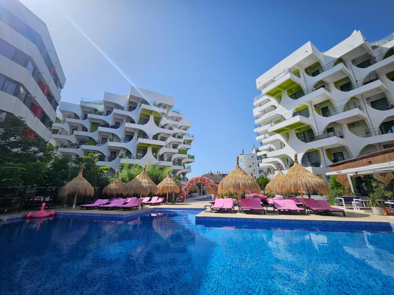 شقة Apartament George Năvodari المظهر الخارجي الصورة